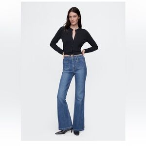 GAP Women's 70’s Hid Rise Flare Jeans in New Medium Indigo